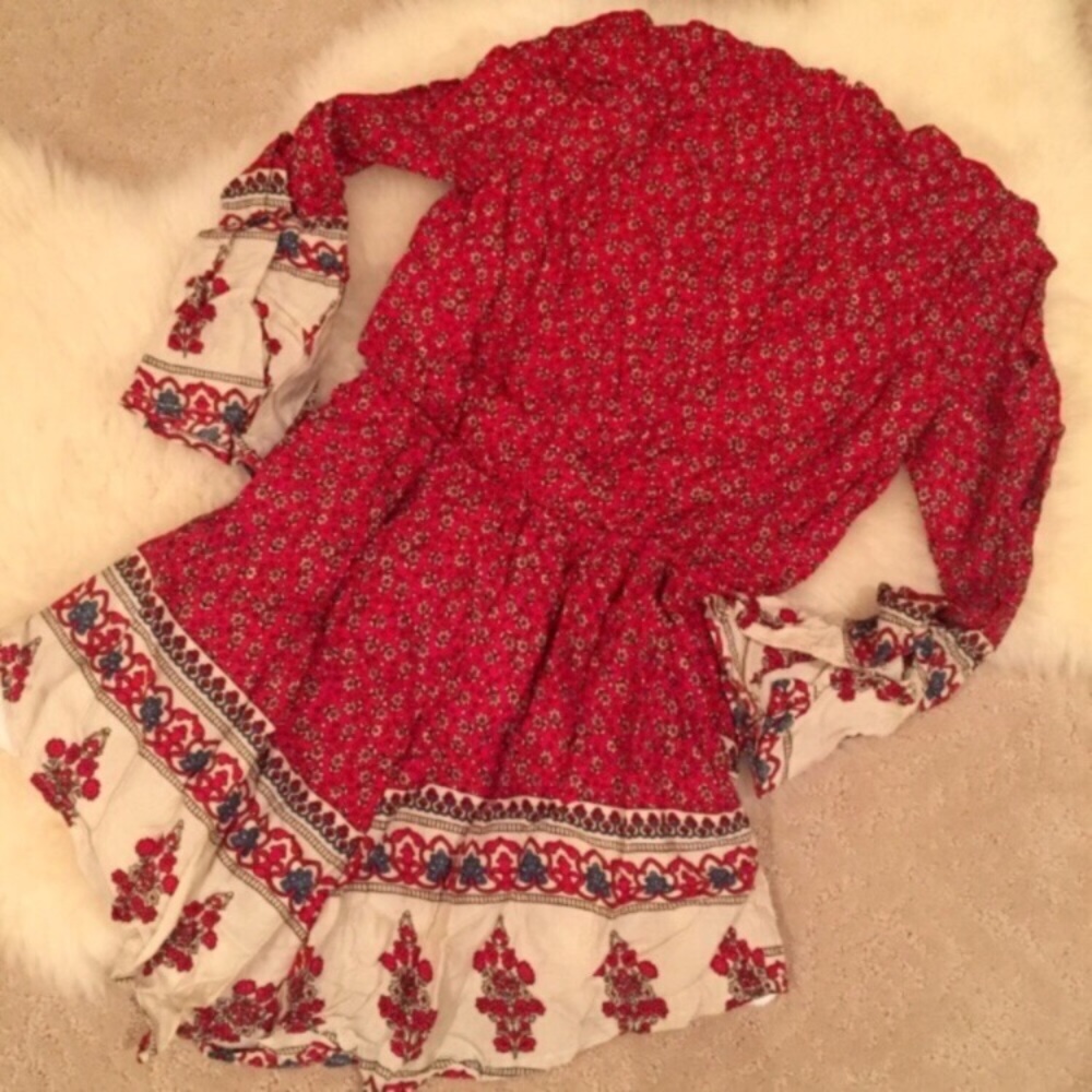 Reverse Long Sleeve Lace-Up Romper - Picture 6 of 6